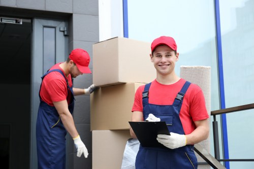 Packing and transport support for a local office move