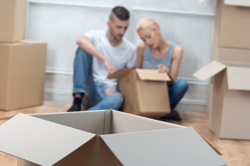 Efficient removal van service in Swiss Cottage at the end of a move