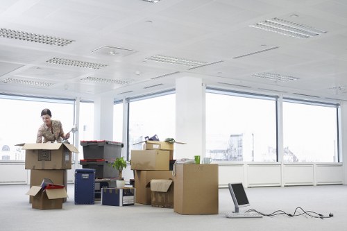 Household removals support for flats and homes in Swiss Cottage